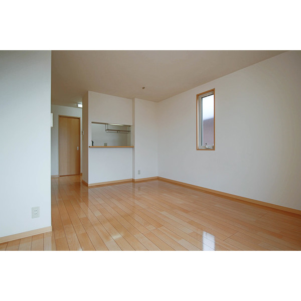 居室・リビング　同じ建物の別のお部屋