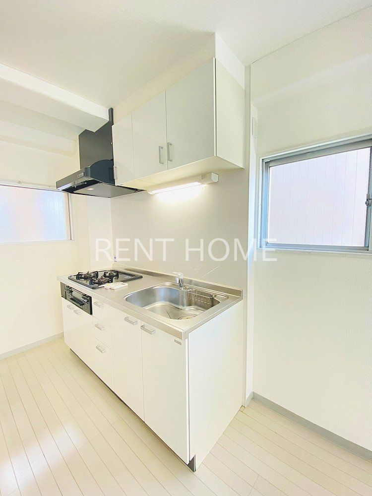 キッチン　３口システムキッチン