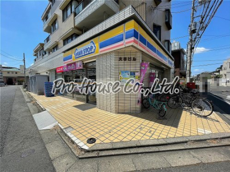 コンビニ　ミニストップ芝久保2丁目店（コンビニ）まで152m