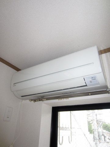 その他設備　新しいエアコンついてます