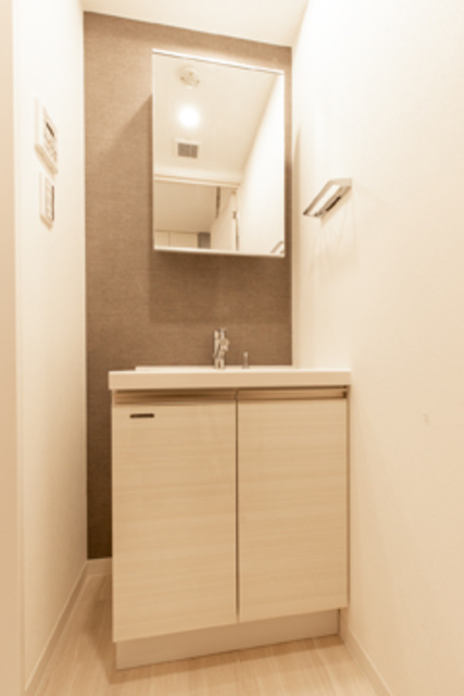 洗面設備　※写真は同タイプ住戸です。