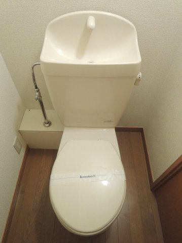 トイレ　シンプルで使いやすいトイレです