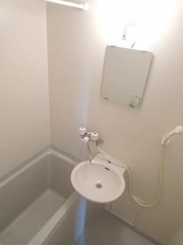 洗面設備　忙しい朝には欠かせない洗面所です