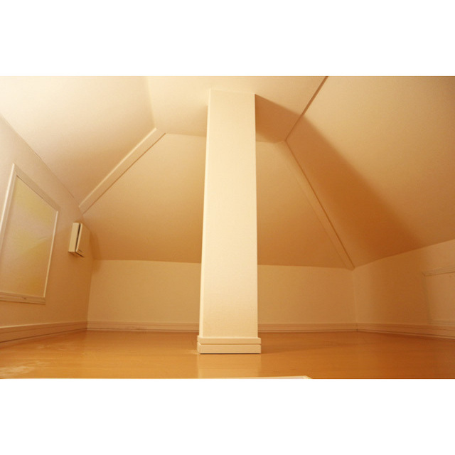 収納　屋根裏収納