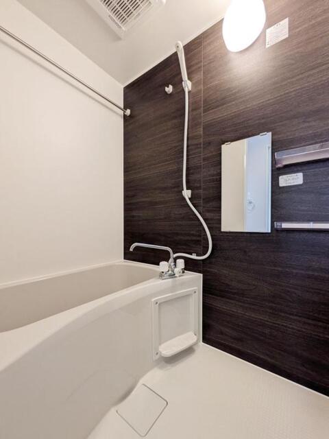 バス・シャワールーム　玄関