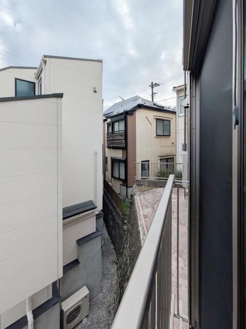 バルコニー　セキュリティ