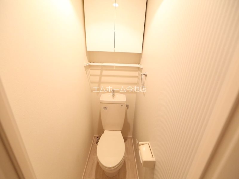 トイレ　温水洗浄暖房便座設置可トイレ