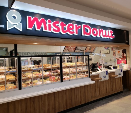 飲食店　ミスタードーナツイオンモール大和ショップ（飲食店）まで427m