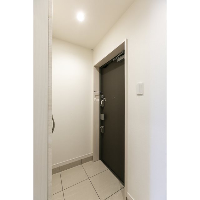 玄関　★《見学予約受付中》当店では契約金がクレジット決済可能です★