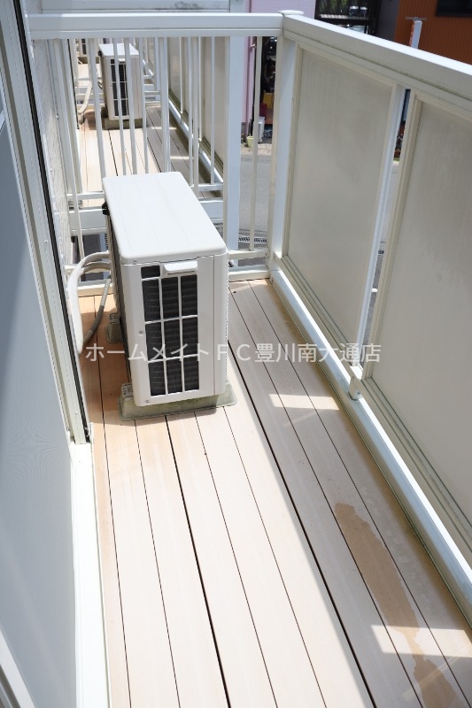 バルコニー　同型別部屋写真