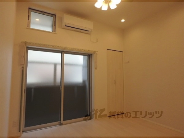 居室・リビング　洋室