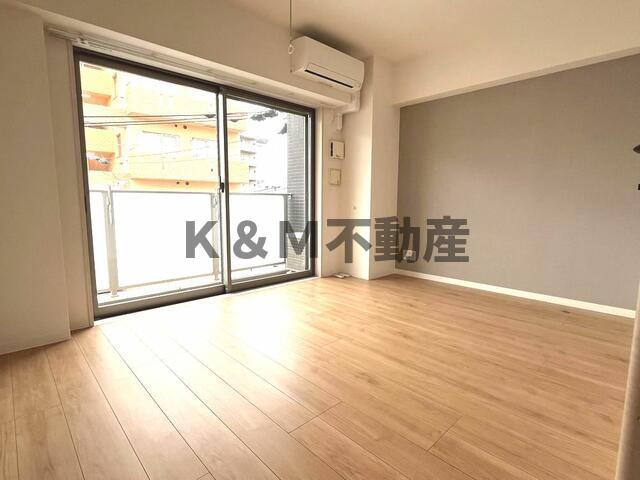 バルコニー　バルコニーがあります