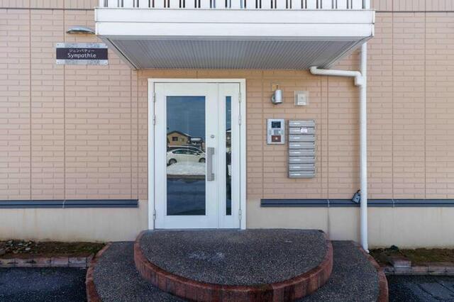 エントランス　エントランス