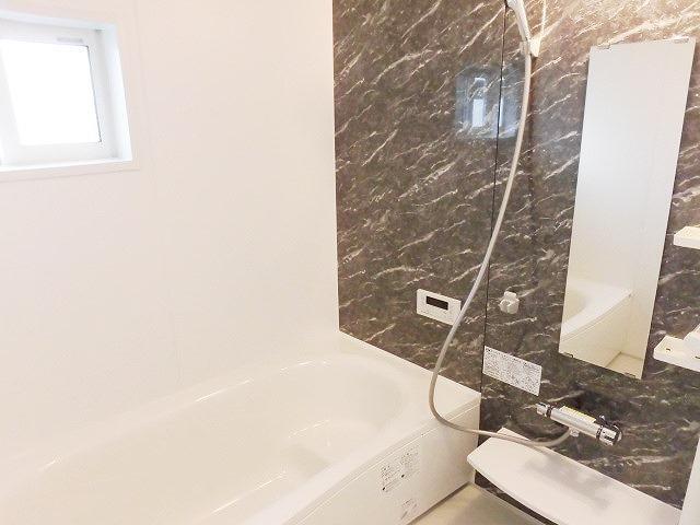 バス・シャワールーム　お風呂