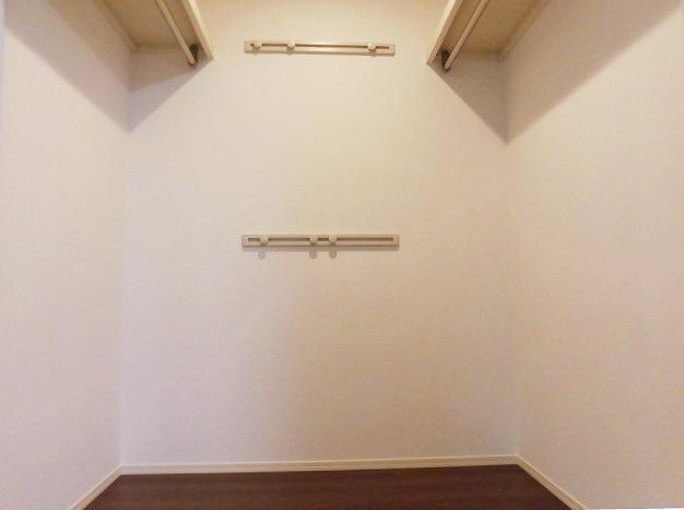 収納　ウォークインクローゼット