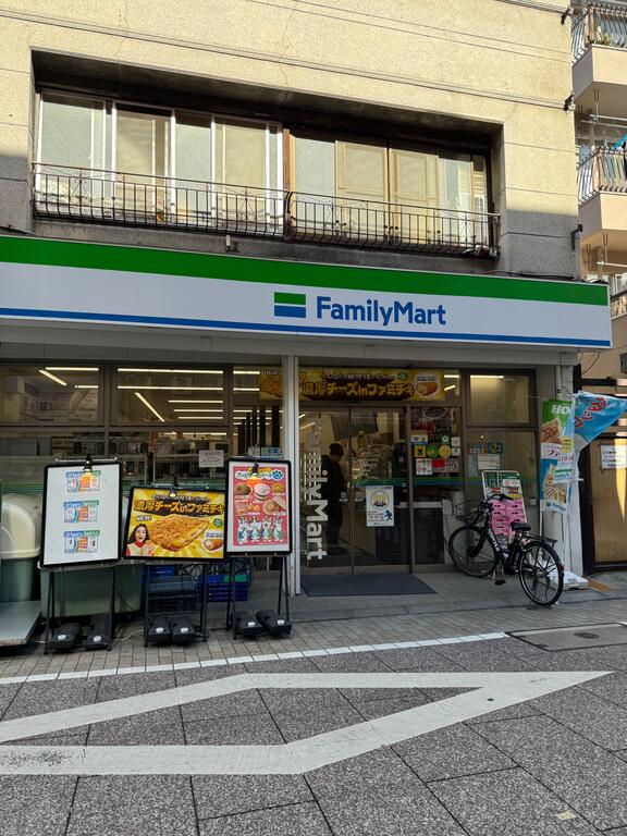 コンビニ　ファミリーマート戸越銀座東店（コンビニ）まで392m