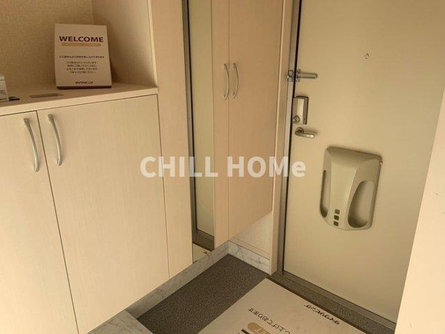 玄関　当社、チルホームのHPもご覧ください(^^)/物件情報多数♪