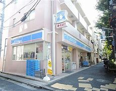 コンビニ　ローソン目黒青葉台一丁目店（コンビニ）まで145m
