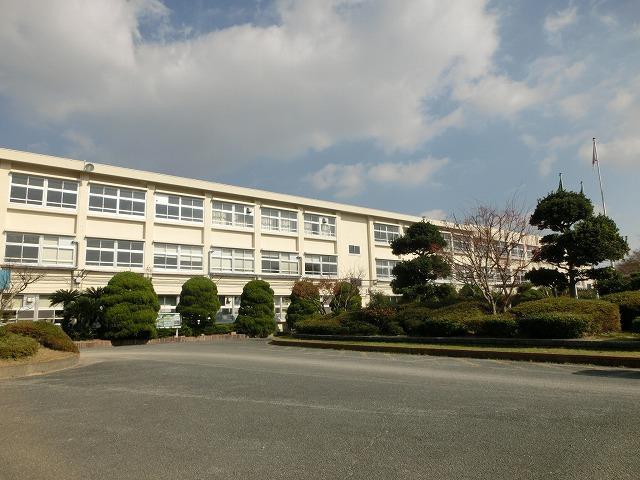 高校・高専　遠賀高校（高校・高専）まで2174m