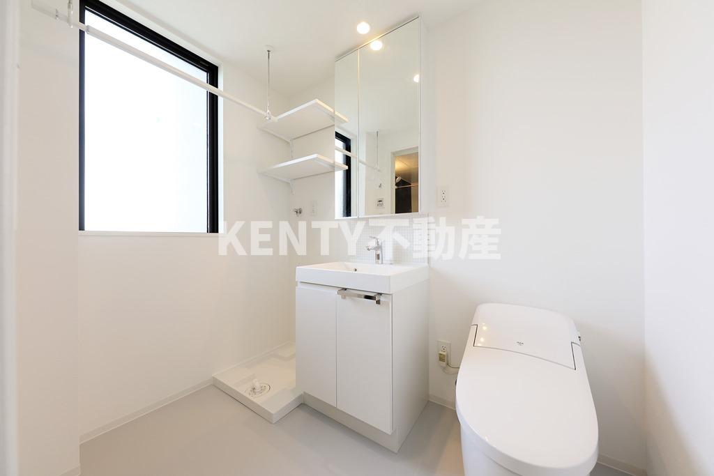 洗面設備　忙しい朝には欠かせない洗面所です