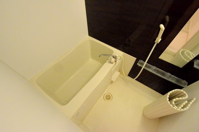 バス・シャワールーム　バストイレ別でおすすめです☆