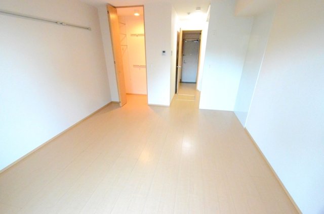 居室・リビング　エアコン付きで初期費用を抑えられます☆