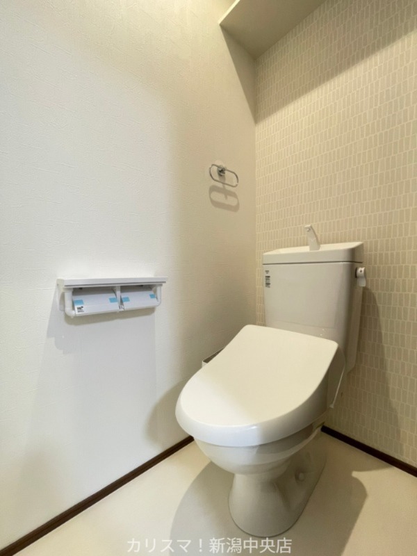 トイレ　※別部屋参考写真