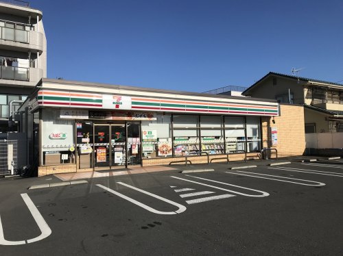 コンビニ　セブンイレブン東青梅5丁目北店（コンビニ）まで725m