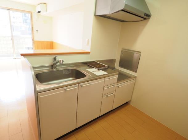 キッチン　カウンターキッチン・新品ガスコンロ設置予定