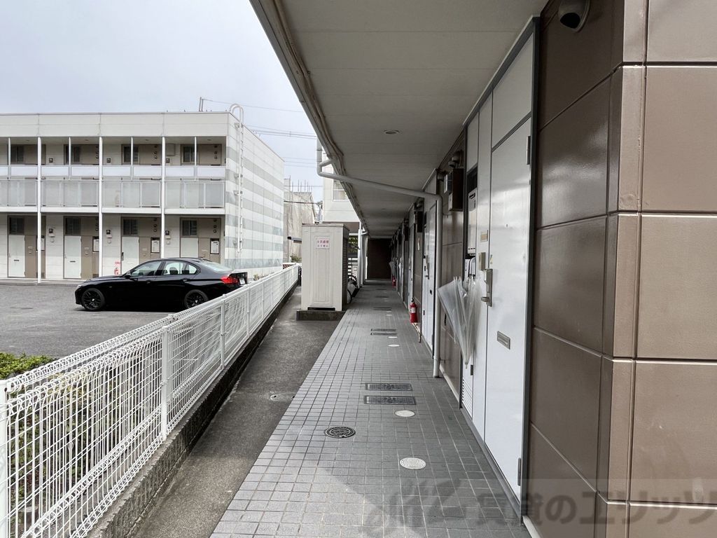 エントランス　駐車場