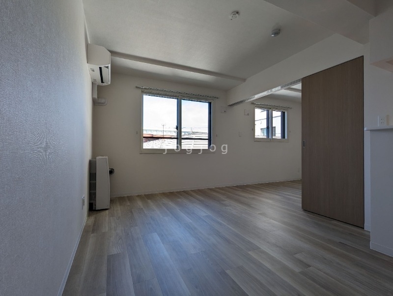 居室・リビング　同号室タイプ写真