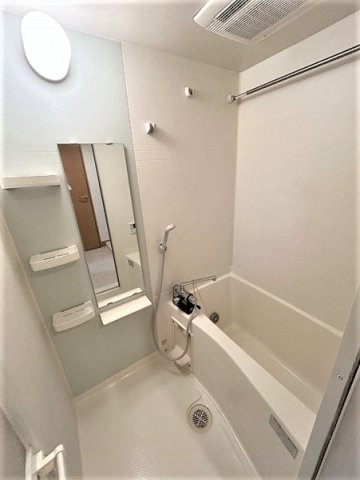 バス・シャワールーム　日々の疲れを癒すお風呂です♪