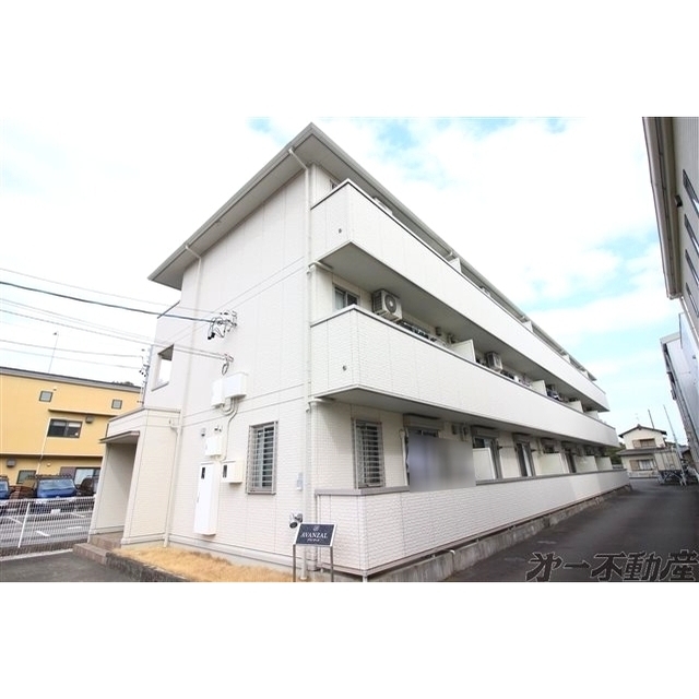 エントランス　建物外観