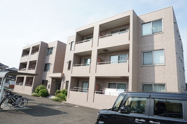 建物外観　★２０２５年６月撮影★