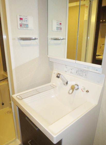 洗面設備　★収納付き、独立洗面台★
