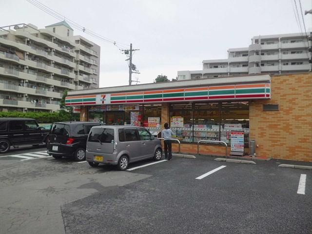飲食店　セブンイレブン（飲食店）まで600m