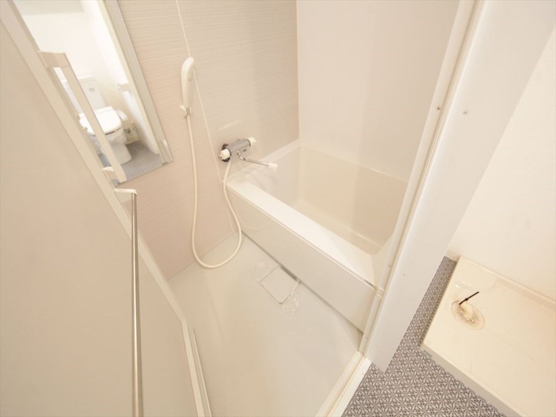 バス・シャワールーム　バスルーム　浴室暖房乾燥機付き