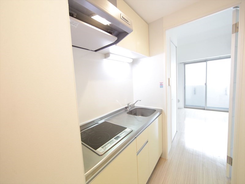 キッチン　システムキッチン（ＩＨ2口コンログリル付）