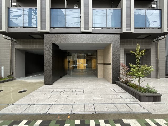 エントランス　毎日通るエントランスはこのようになっています