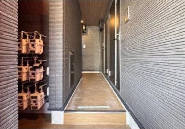 玄関　初期費用分割可★ご希望の場所まで無料送迎サービス付♪