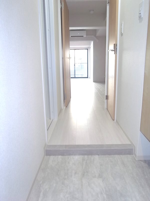 玄関　収納もある玄関です