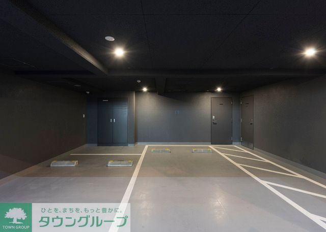 駐車場　駐車場