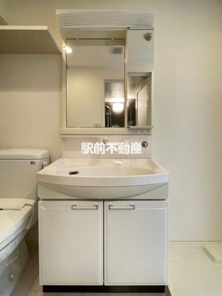 洗面設備　※同タイプ