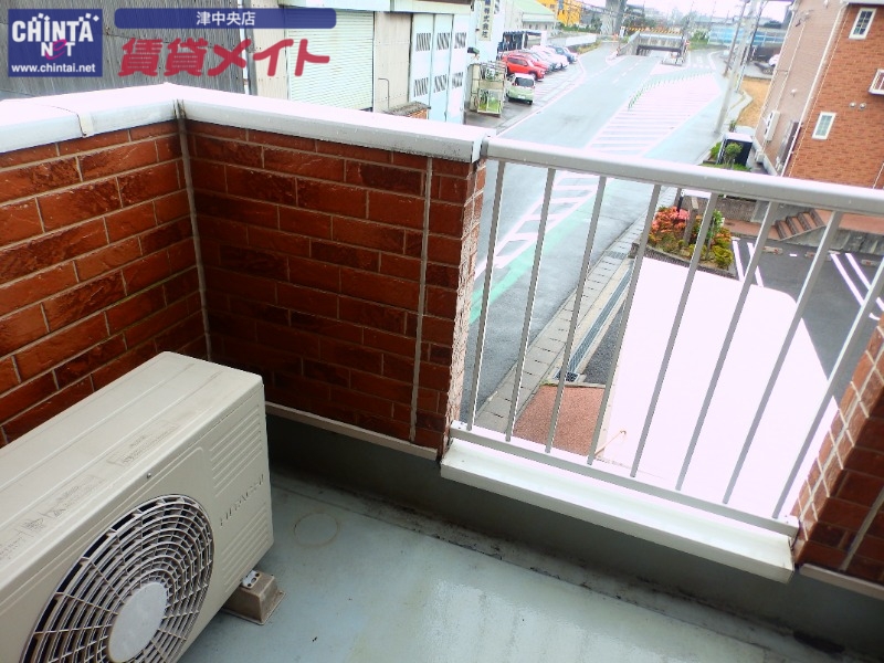 バルコニー　同型タイプの写真です