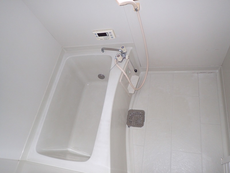 バス・シャワールーム　※203号室の参考写真になります。