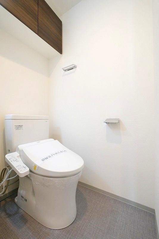 トイレ　温水洗浄便座（別室参考写真）
