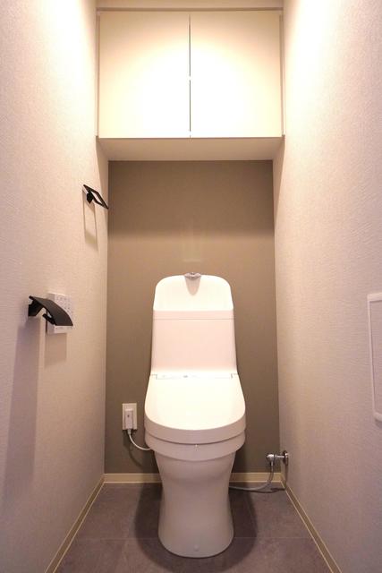 トイレ　※写真は同タイプ住戸です。