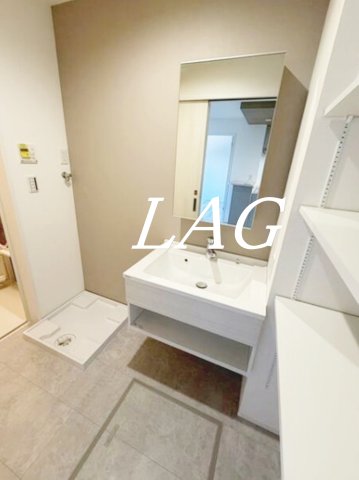 洗面設備　洗面台です。