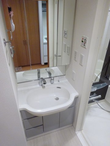 洗面設備　忙しい朝には欠かせない洗面所です♪