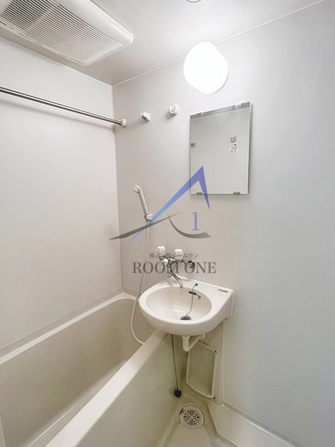 バス・シャワールーム　お風呂です。